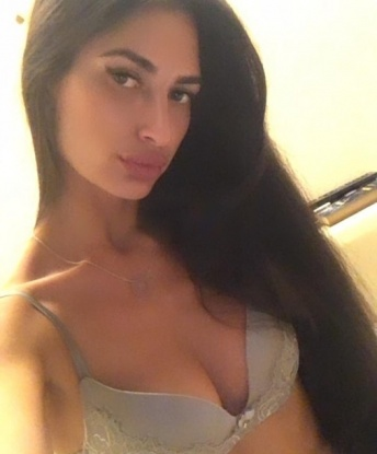 Ева