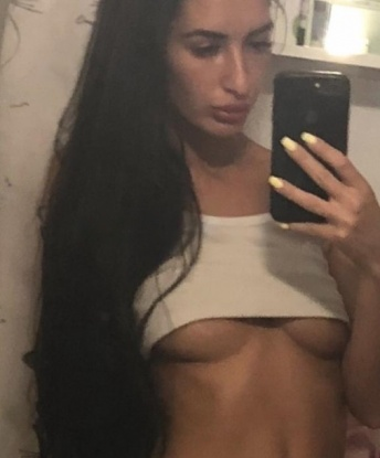 Ева